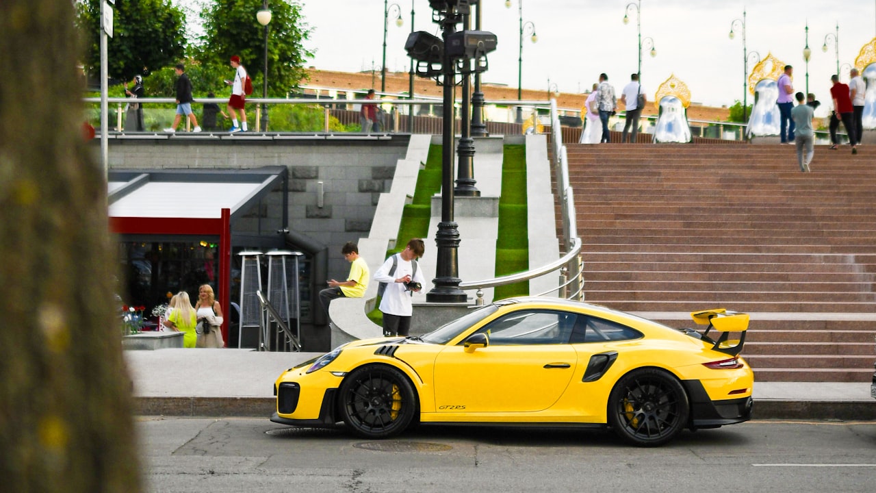 Why You Need the Latest Buttonhole Machine Designs