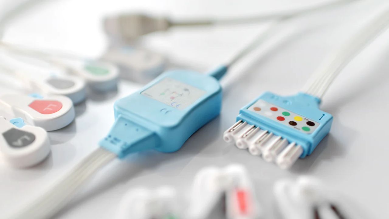 What Makes a High-Performance EKG Cable Different from Standard Ones?